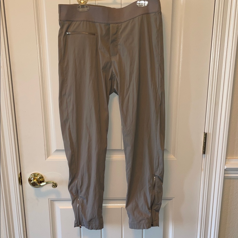 Athleta lightweight zippered pants
